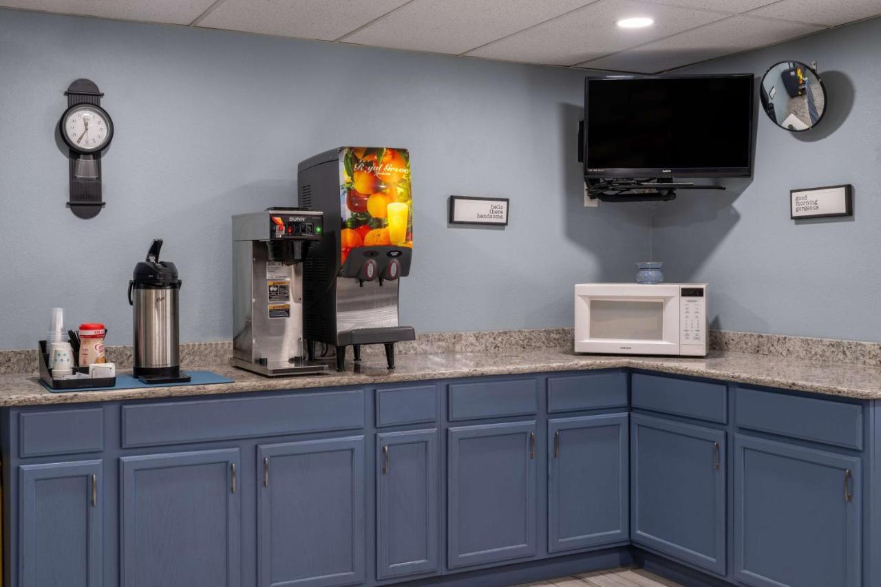 Super 8 By Wyndham Merrillville Zewnętrze zdjęcie